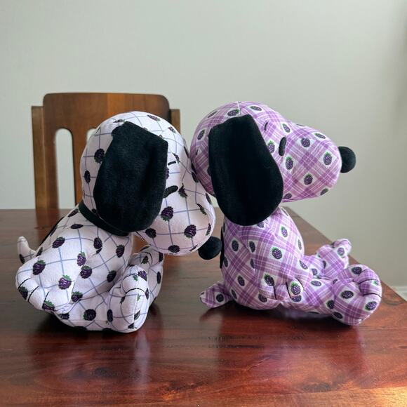 Snoopy The Peanuts Knots Beery Farm Boysenberry plush set of 2 - Picture 3 of 6